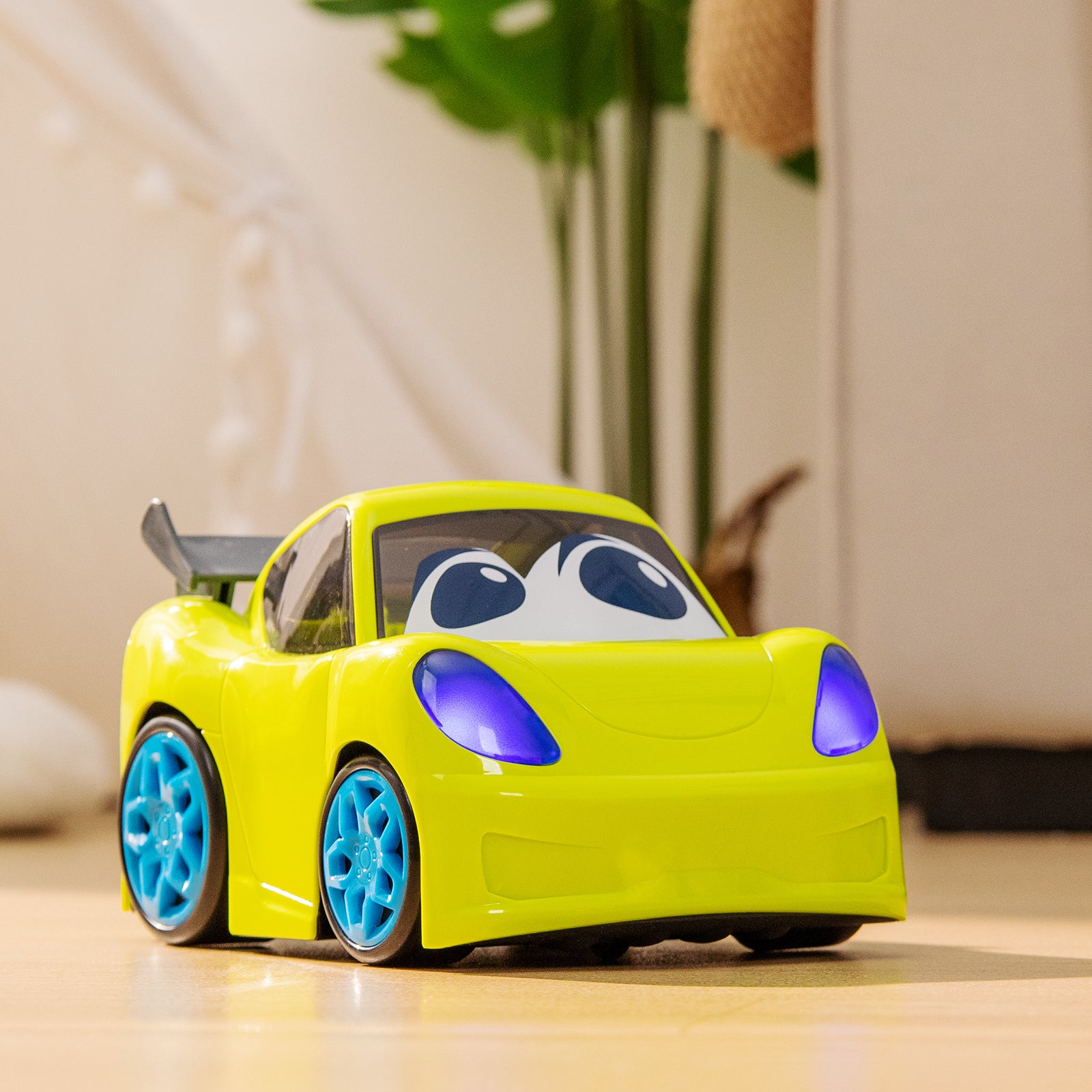 AEROQUEST 2CH I/R Control Sport Car with Light and Sound