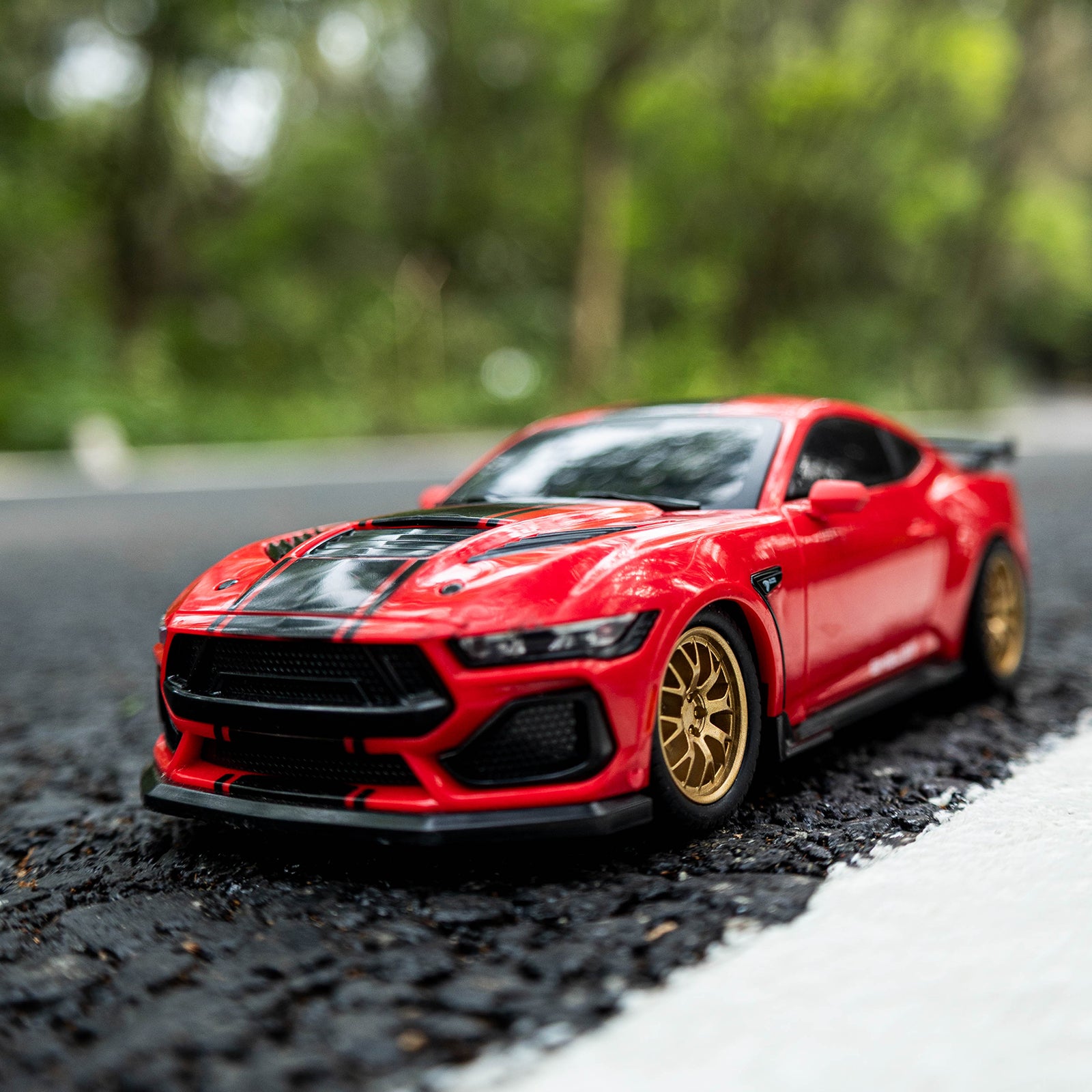 P&C TOYS 1:24 2.4GHz R/C Officially Licensed Ford Shelby Super Snake