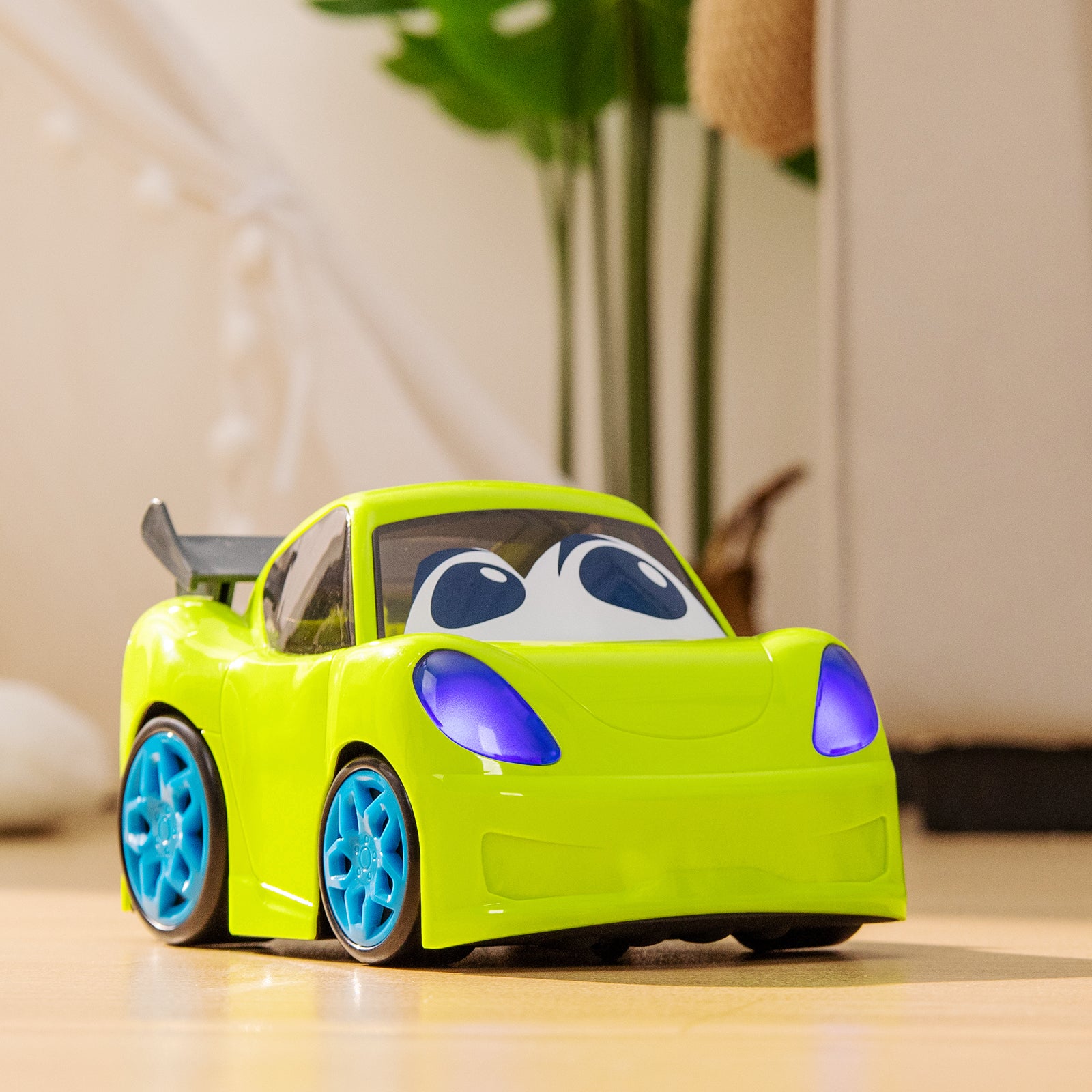 AEROQUEST 2CH I/R Control Sport Car with Light and Sound - P&C Toys