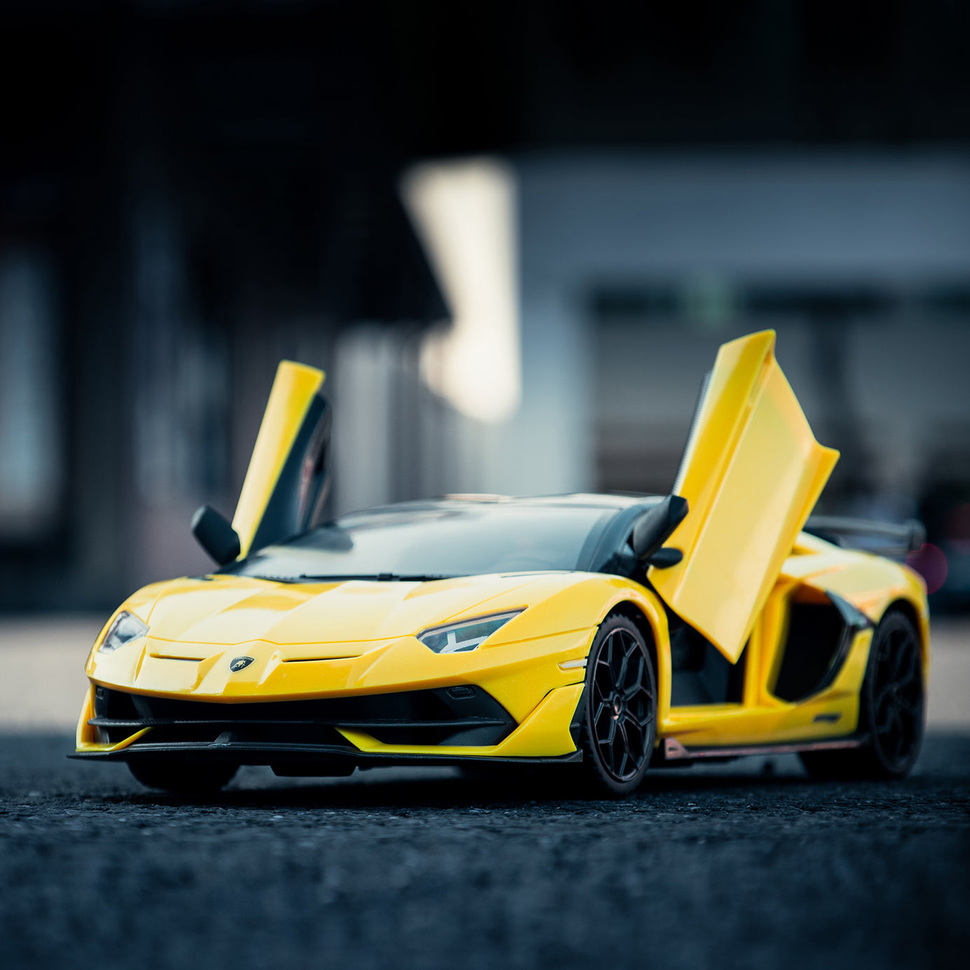 AEROQUEST 1:14 2.4GHz R/C High Speed Licensed Lamborghini Aventador SVJ Roadster