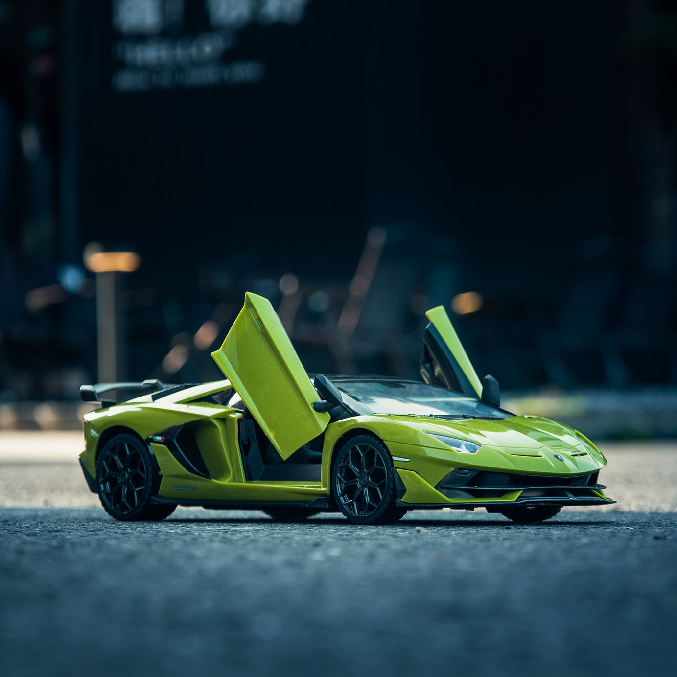 AEROQUEST 1:14 2.4GHz R/C High Speed Licensed Lamborghini Aventador SVJ Roadster