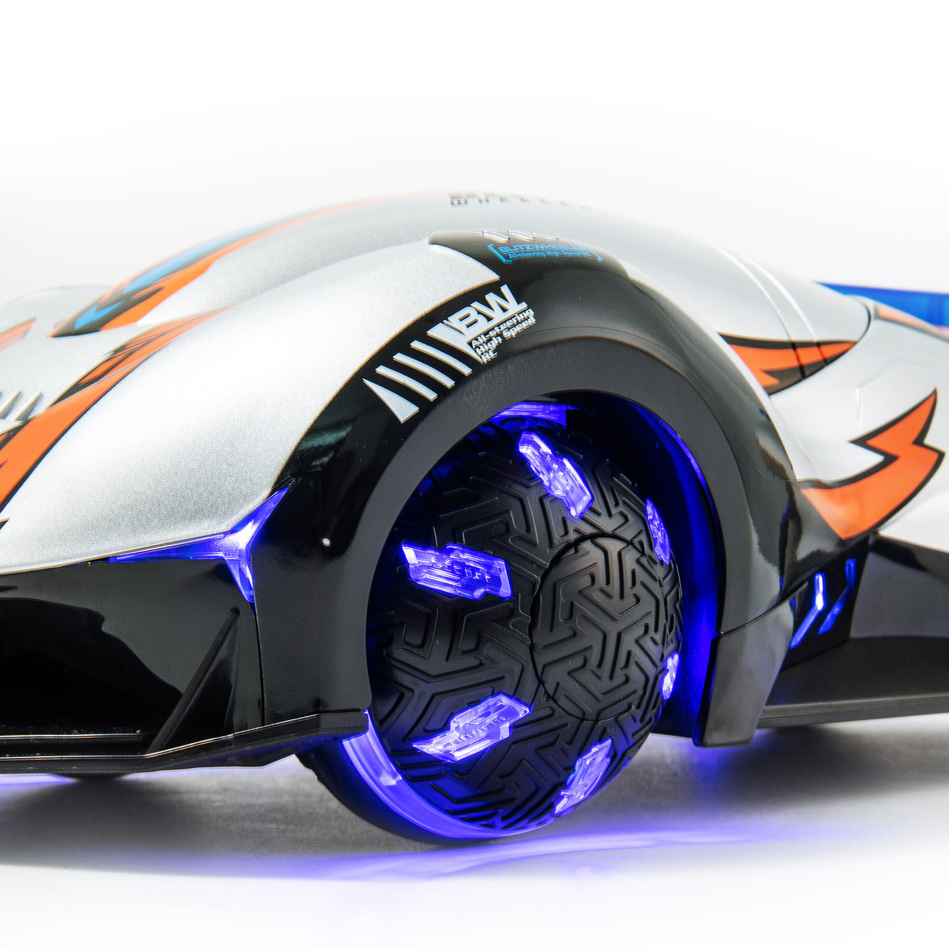 AEROQUEST 2.4GHz 1:16 R/C Blitz Wheeler