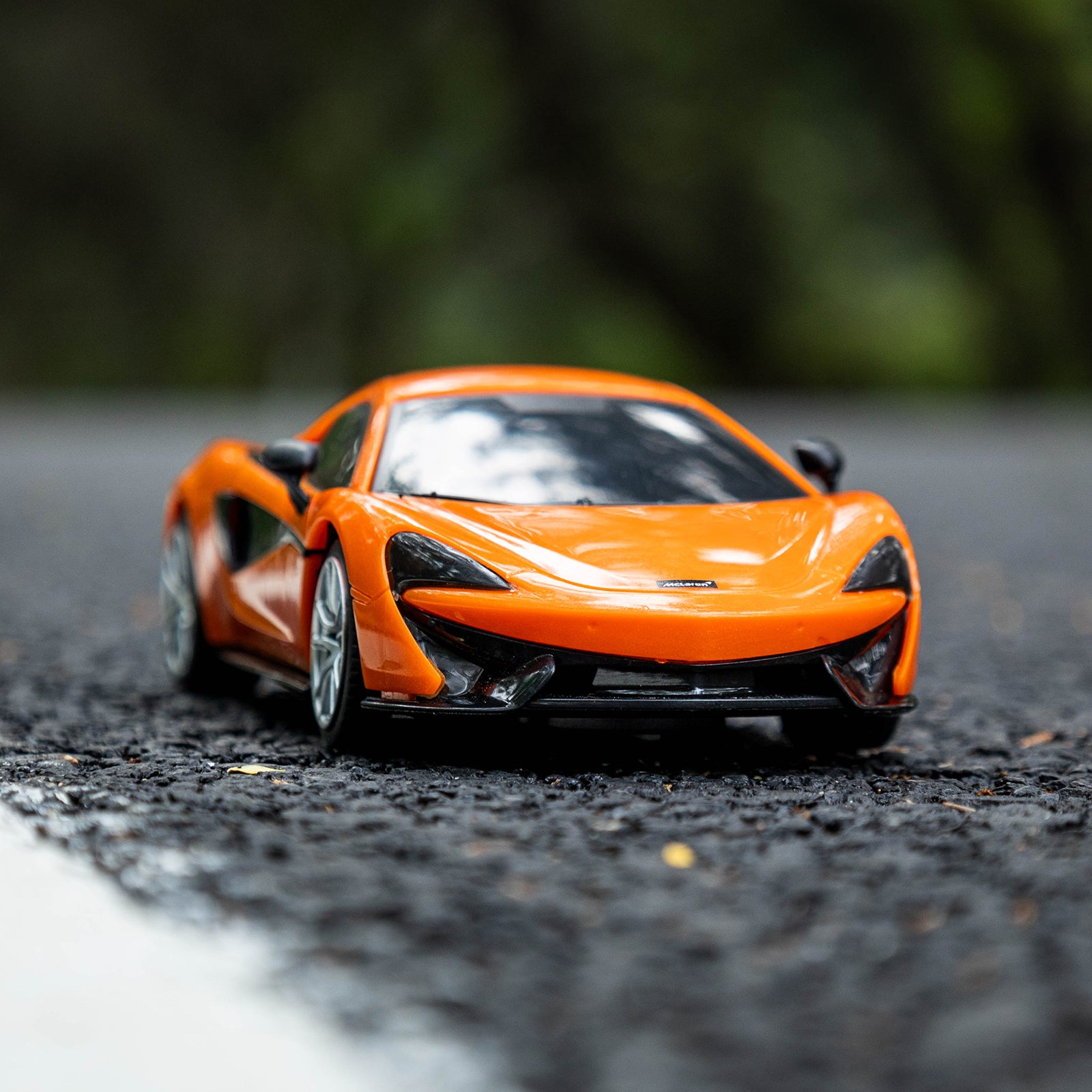 P&C TOYS 1:24 2.4GHz R/C Officially Licensed McLaren 570S